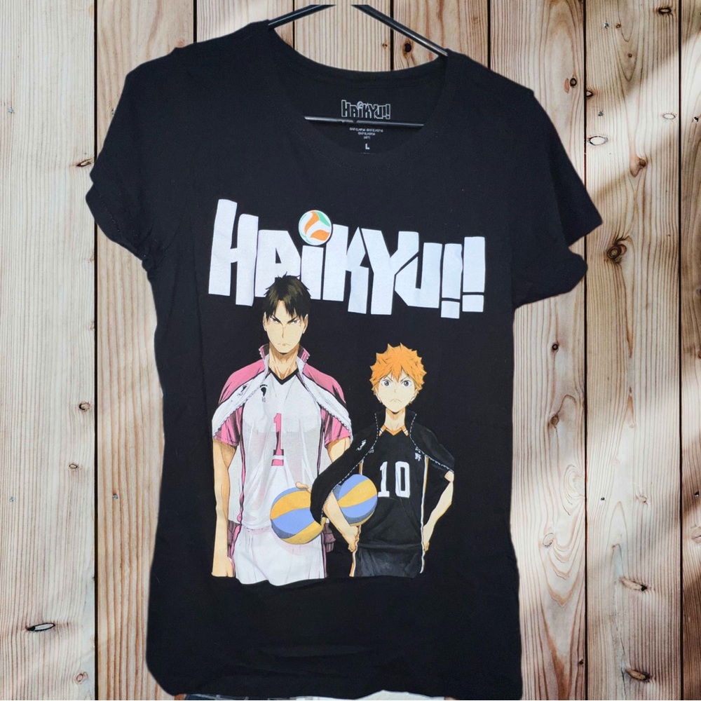 Womens Haikyu 3rd Season anime T-Shirt. Size L